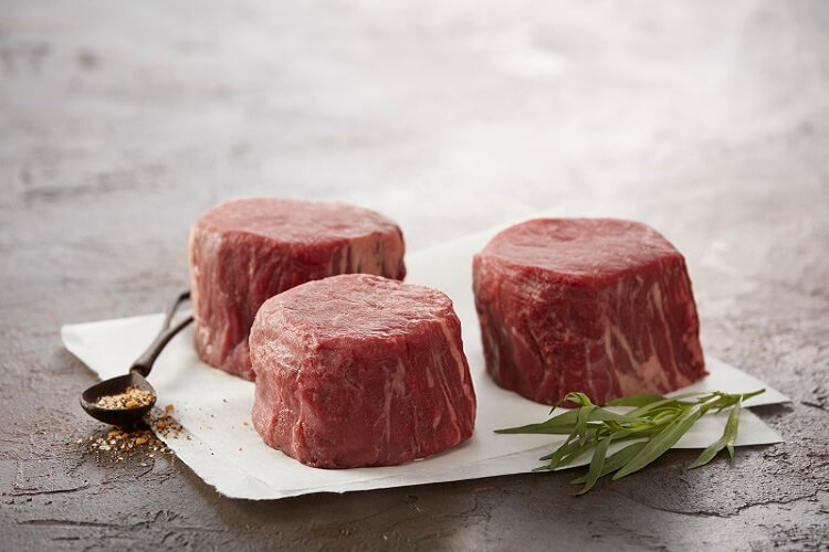 Beef Tenderloin vs Filet Mignon: Choosing the Perfect Cut