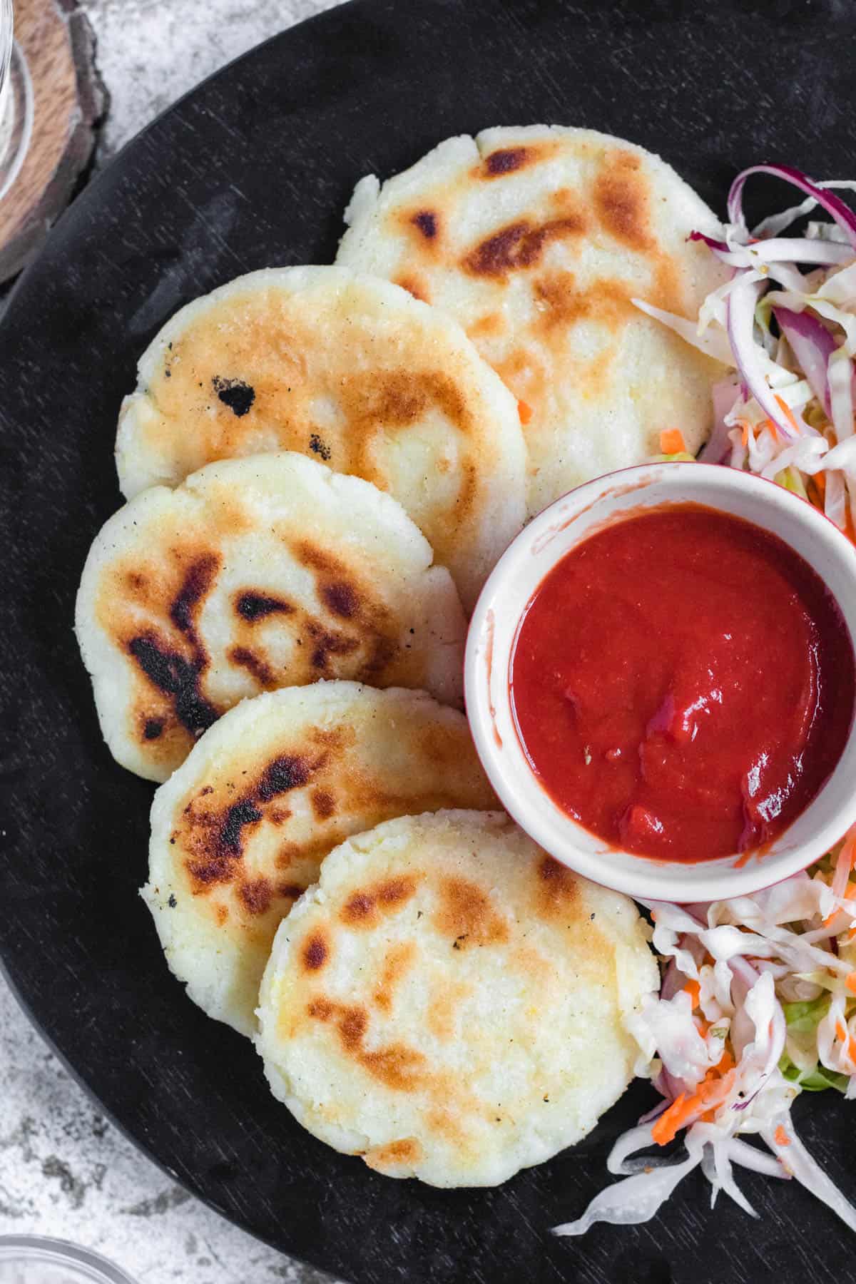 Pupusas vs Arepas: Exploring Latin American Street Foods