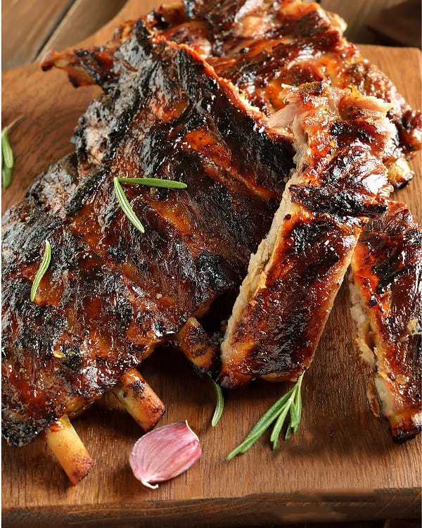 Beef vs Pork Ribs: A Meaty Showdown