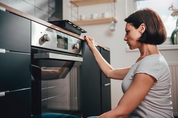 Can Self Cleaning Oven Kill You: Understanding Oven Safety Features