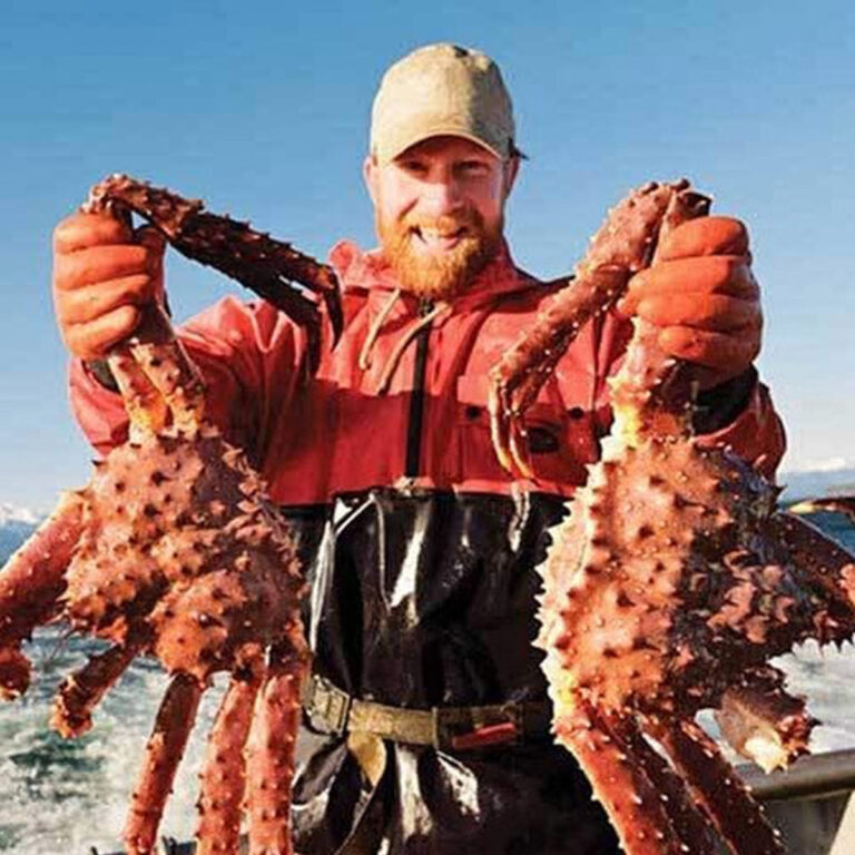 Whole King Crab: Serving and Enjoying this Luxurious Seafood